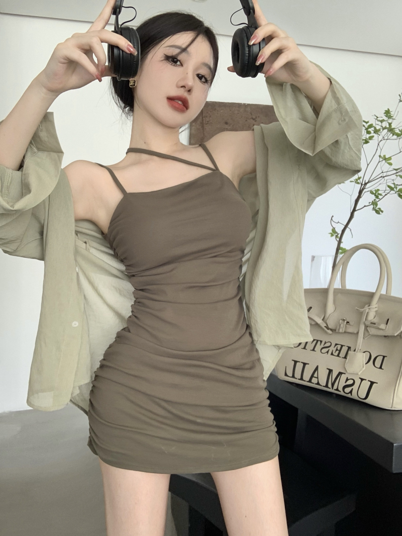 Real shot pleated halterneck suspender dress loose fit cotton and linen sunscreen shirt two-piece set for women