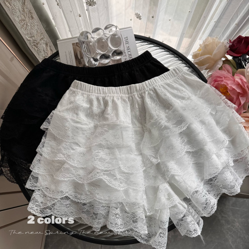 Real shot of sweet and careful lace cake skirt leggings safety pants can be worn outside to prevent exposure spring and summer new style