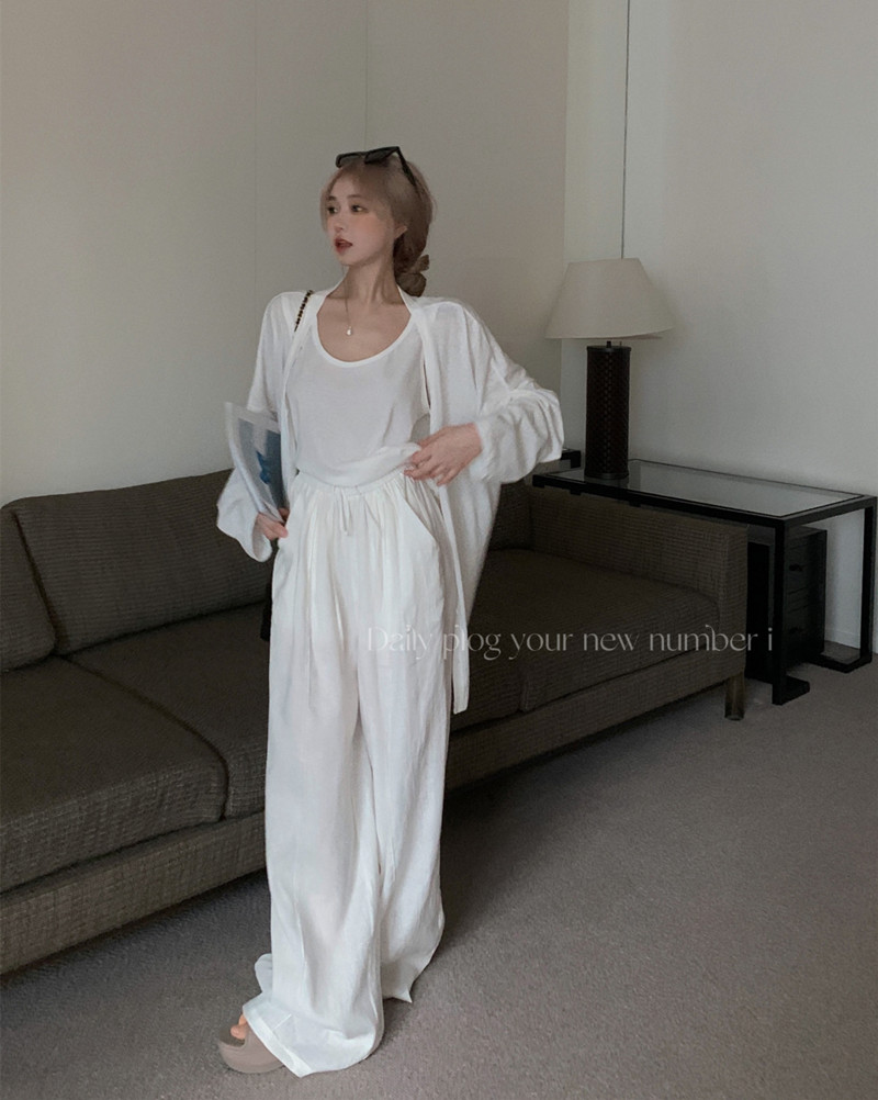 Actual shot of early spring light oxygen relaxed vest + linen wide-leg trousers + light sun protection cardigan