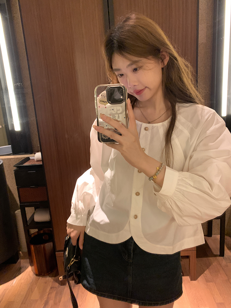 Real shot of retro small gold button simple commuter round neck shirt long-sleeved shirt women's new style