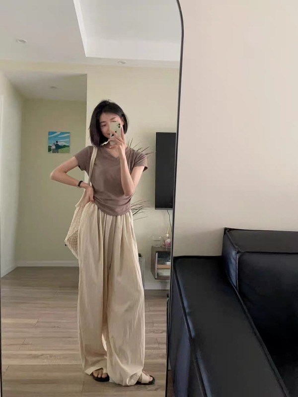夏裝2024新款小個子搭配一整套時尚茶系休閒上衣+闊腿褲兩件套裝