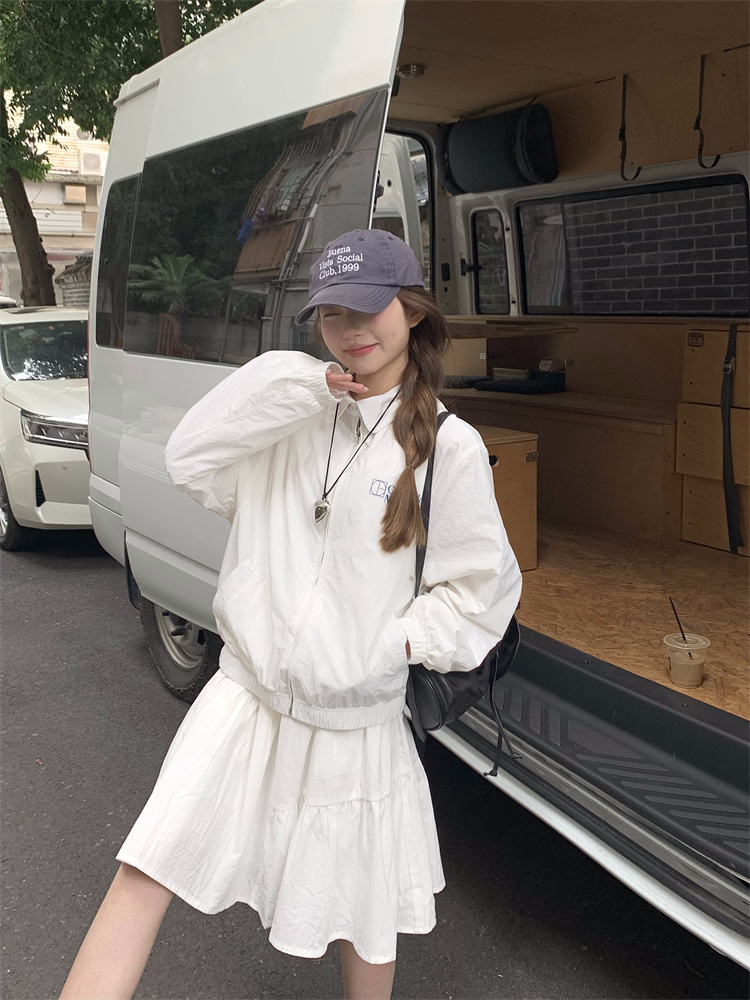 Real shot!  Korean style spring lapel buckle back printed zipper jacket women's baseball uniform