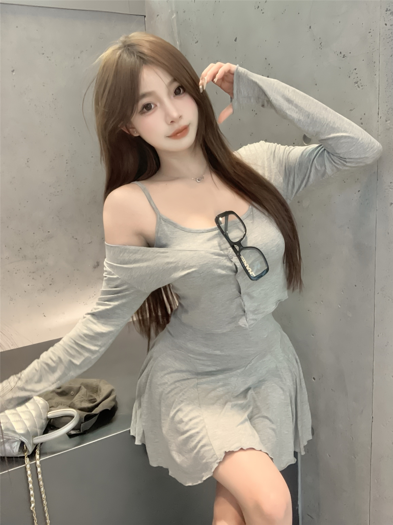 Actual shot ~ Retro-style slim-fitting suspender dress, simple and versatile cardigan two-piece set