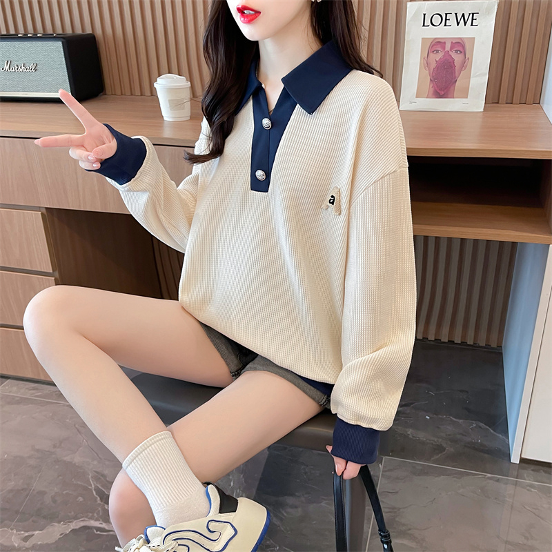 Actual shot of spring Korean style loose Chinese cotton composite CVC thread V-neck embroidery fake two-piece large size thin sweatshirt for women