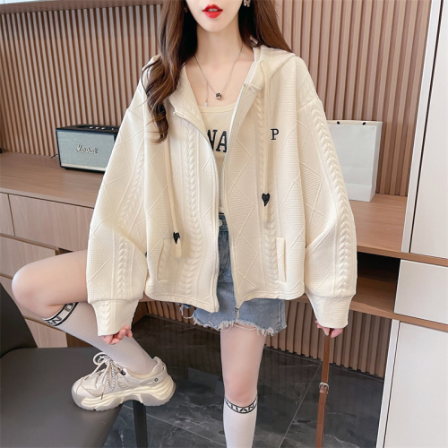 Real shot 2024 spring new Korean style loose hooded jacquard love embroidered zipper cardigan thin jacket for women