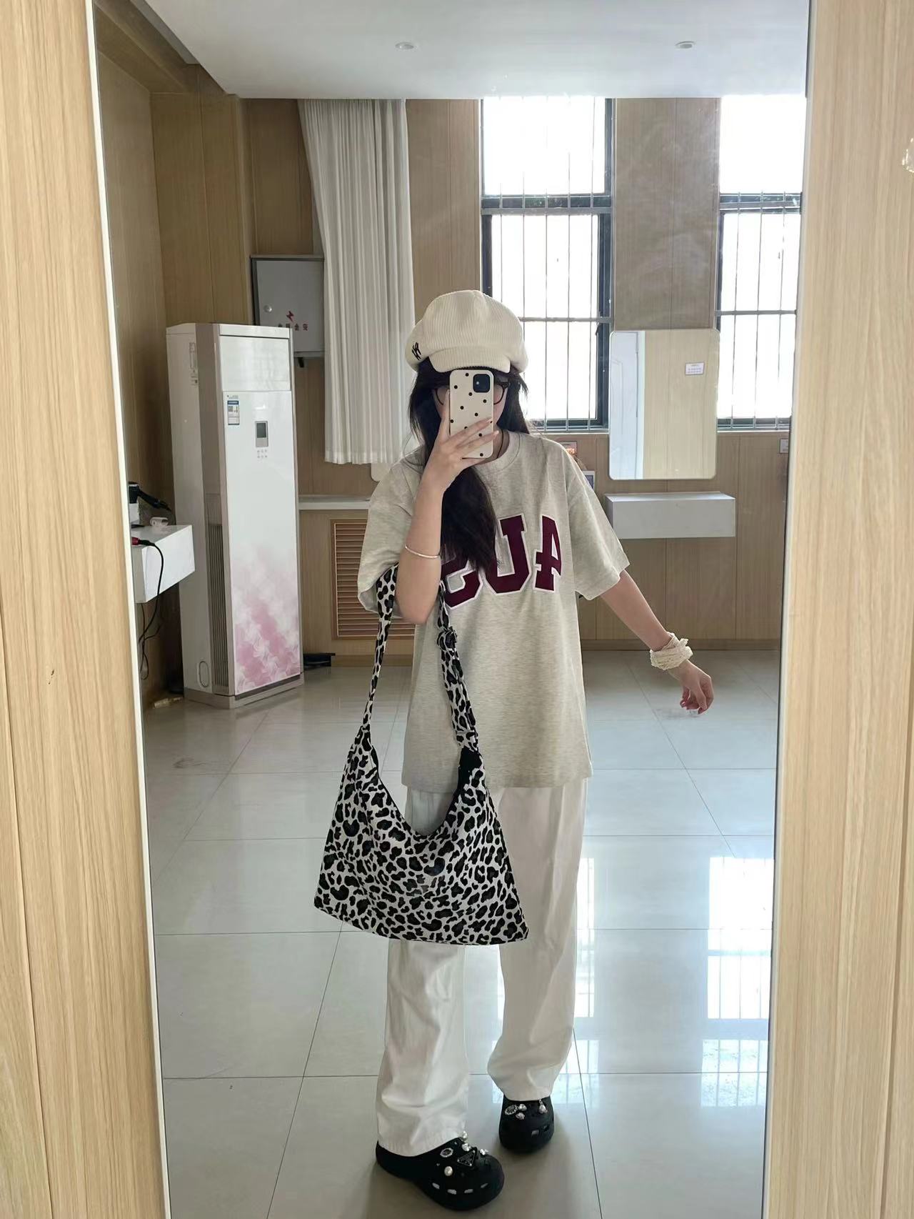 高質量純棉220克精梳緊密手感好直播品質前印花短袖t恤女