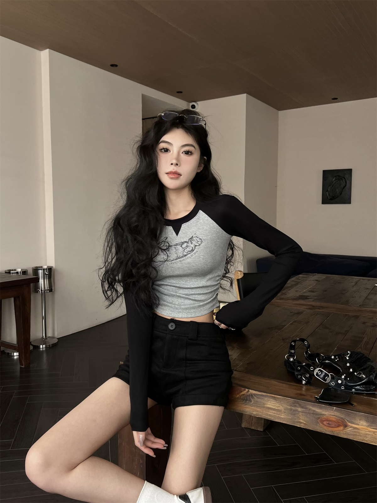 實拍 春季韓版插肩撞色辣妹褶皺印花設計感純棉長袖T恤上衣女