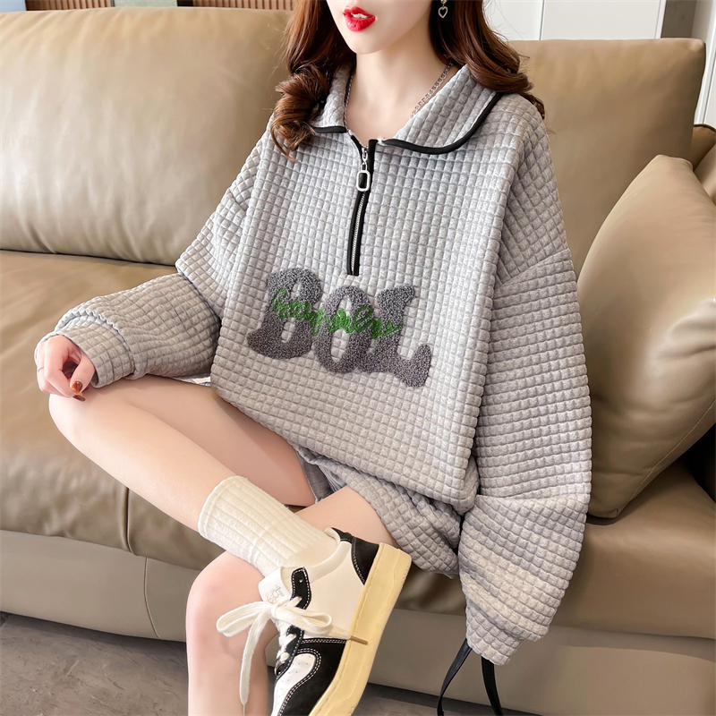 Real shot 2024 spring Korean version loose back bag collar POLO collar jacquard embroidery large size thin sweatshirt for women