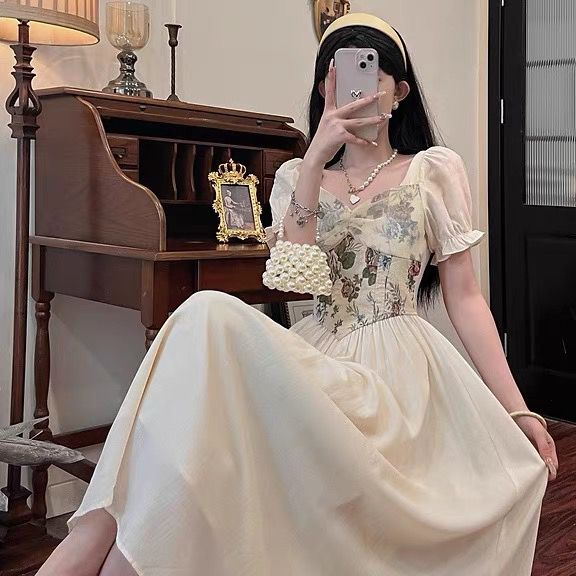 法式甜美風粉色碎花泡泡袖連衣裙女春夏高級感收腰在逃公主蛋糕裙