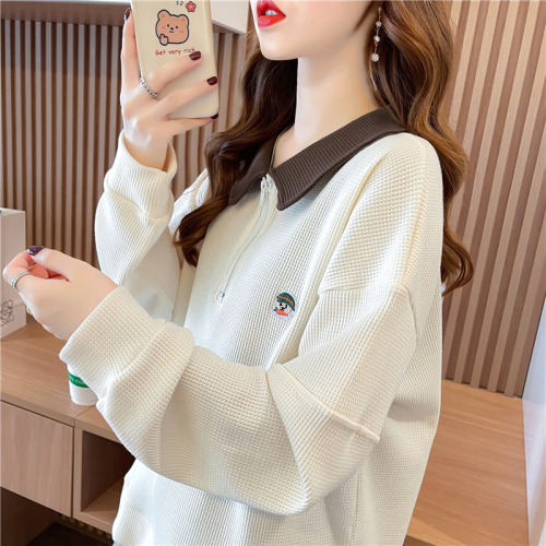 Actual shot of 2024 spring Korean style loose back collar waffle embroidered hem slit large size thin sweatshirt for women