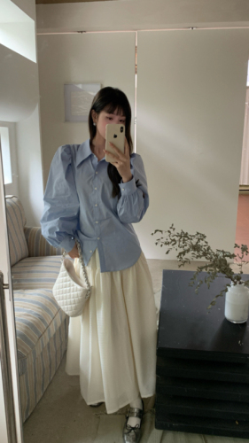 Real shot of puff-sleeved drawstring backless shirt + French style skirt suit