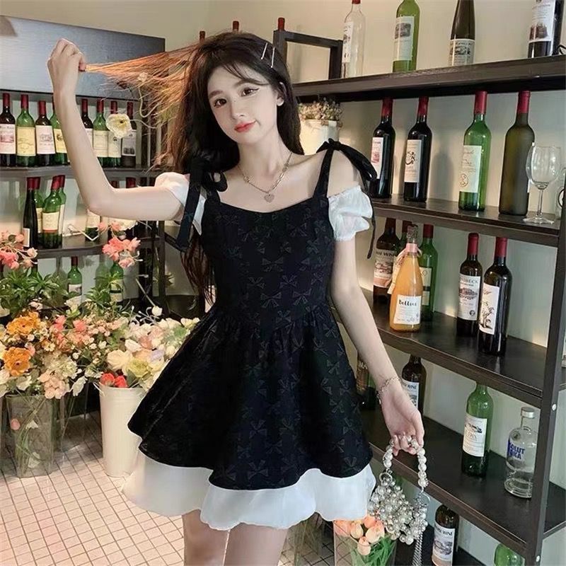 清純甜美森系冷淡風高級感連衣裙子御姐輕熟風女春夏港味復古chic