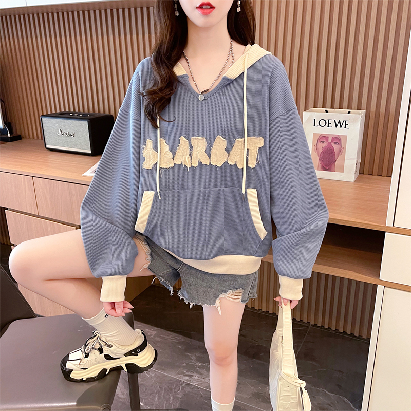 Actual shot of new autumn Korean style loose hooded patch printed large size short thin sweatshirt for women
