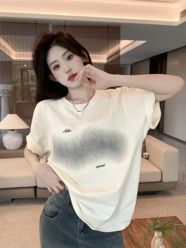 Actual shot~Short-sleeved women's summer loose spray-painted embossed design niche round-neck large T-shirt