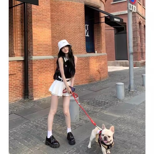 Skipping school girl, contrasting color embroidered top, women's design, summer slimming polo collar knitted vest