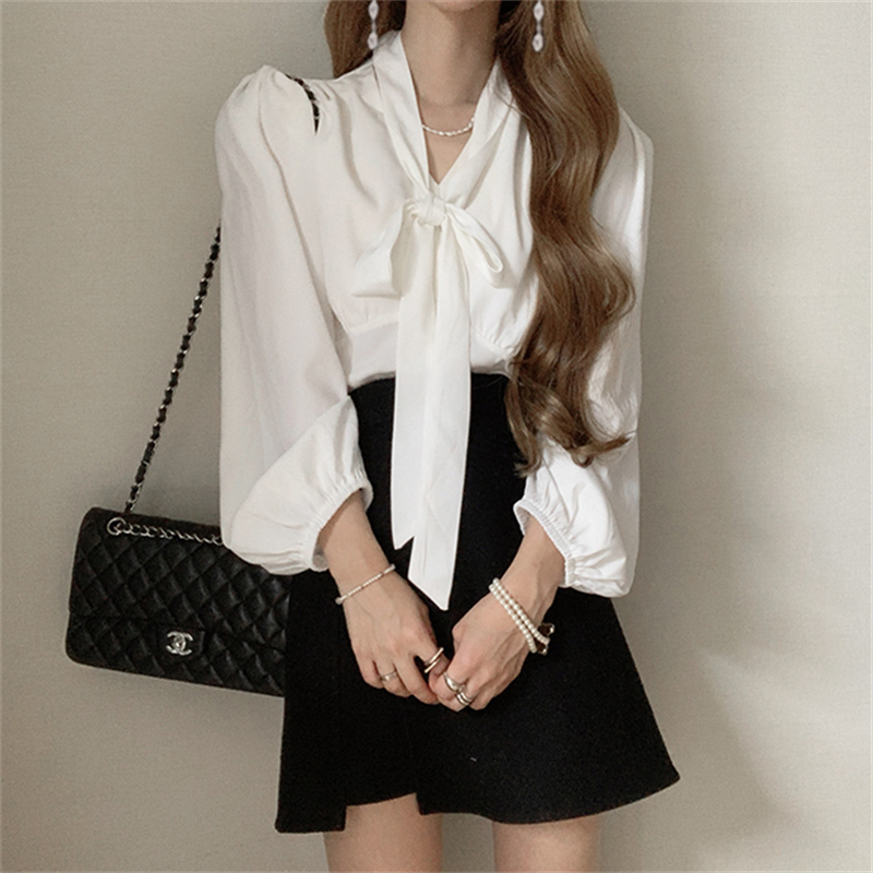 Real shot of plus size women's clothing for fat mm spring and autumn bow tie design niche shirt tops for women