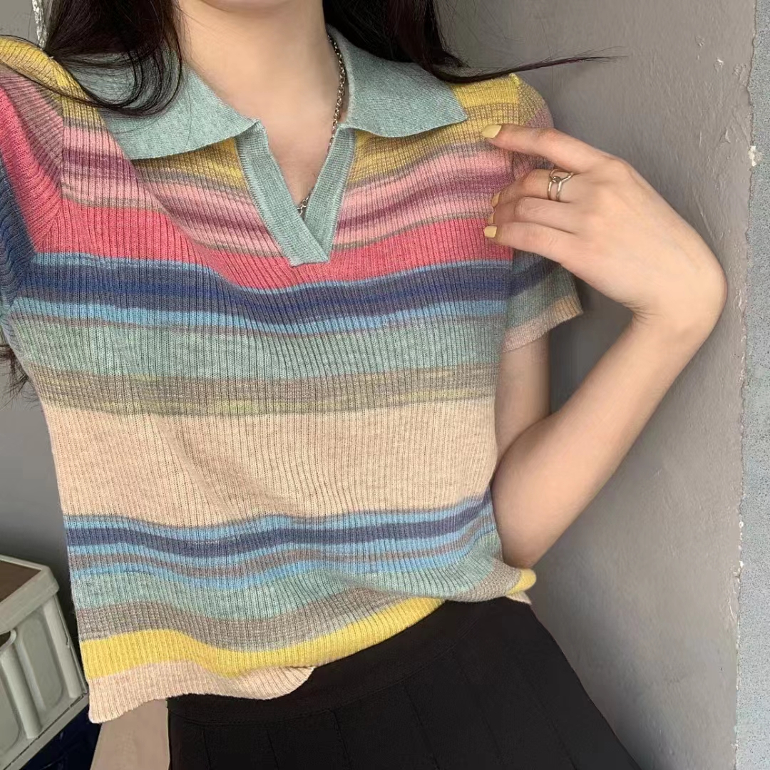 彩虹條翻領poloT恤上衣