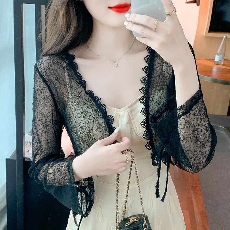 Has been shipped small shawl coat women's 2024 spring and summer new style waistcoat all-match lace sun protection clothing short outer cardigan