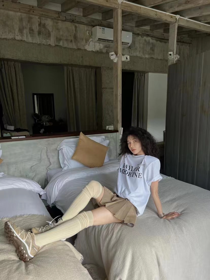 South Korea's 2024 spring and summer new style simple and versatile letter printed loose T-shirt tops for women
