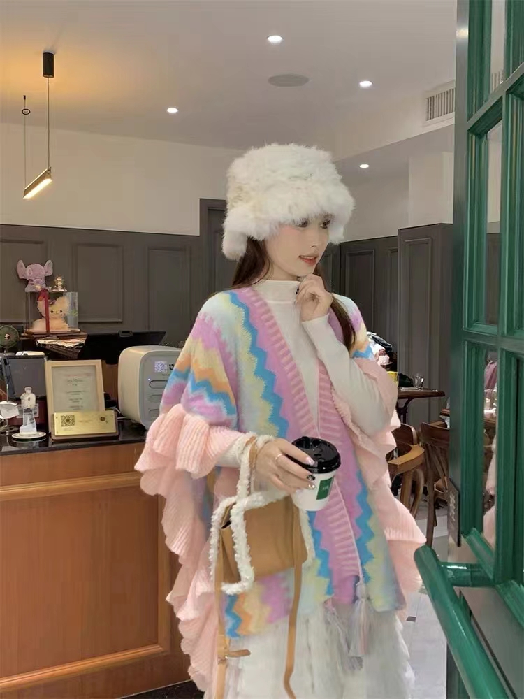 Versatile and fashionable long-sleeved shawl top