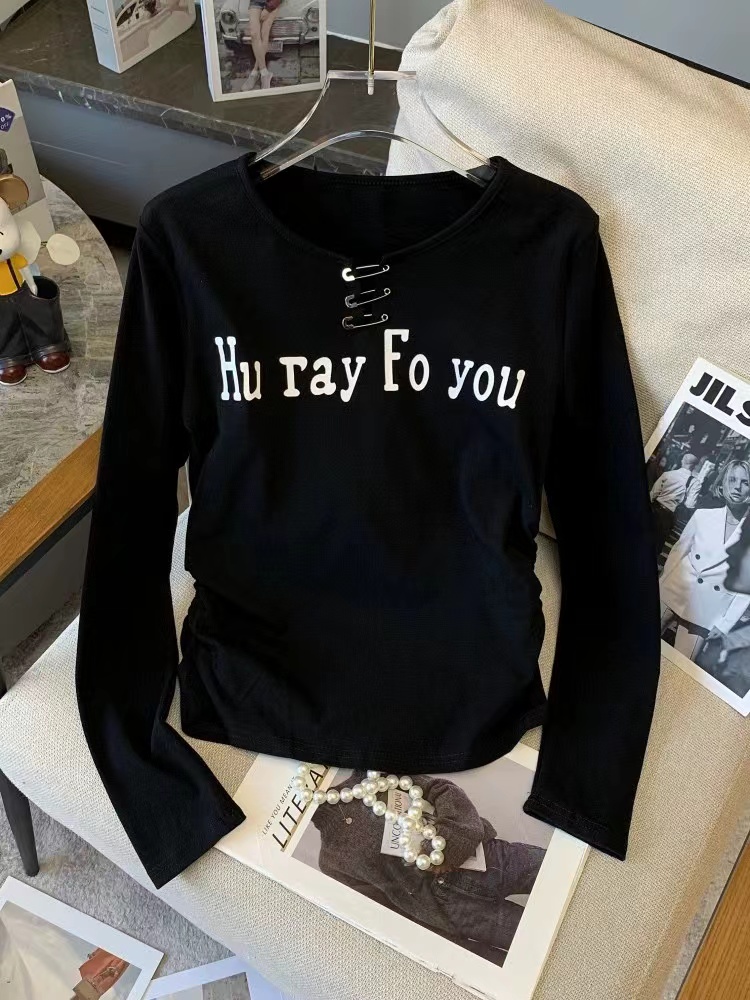 Spring and Autumn V-neck white letter T-shirt long-sleeved women's bottoming shirt casual side drawstring watch needle niche design 2024