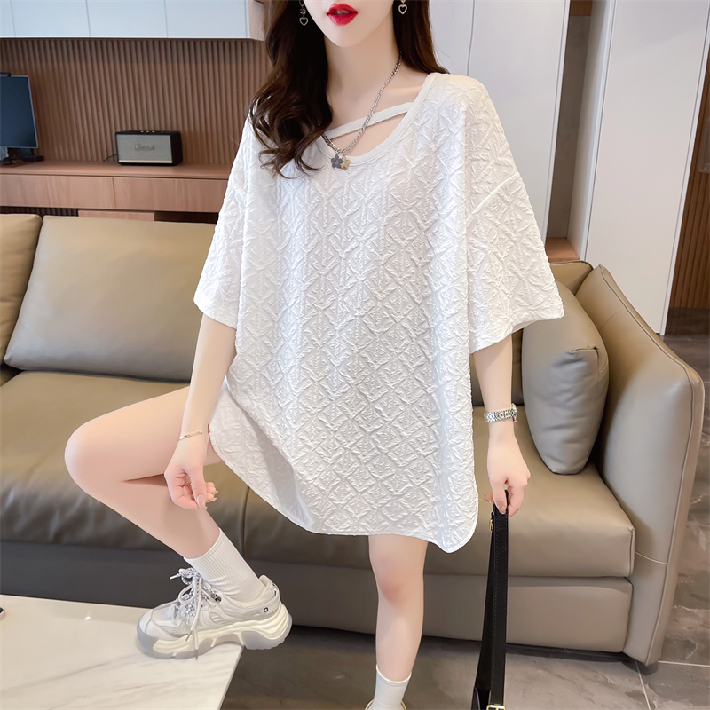 Actual shot of new summer Korean style loose back collar V-neck slit mid-length large size short-sleeved T-shirt for women