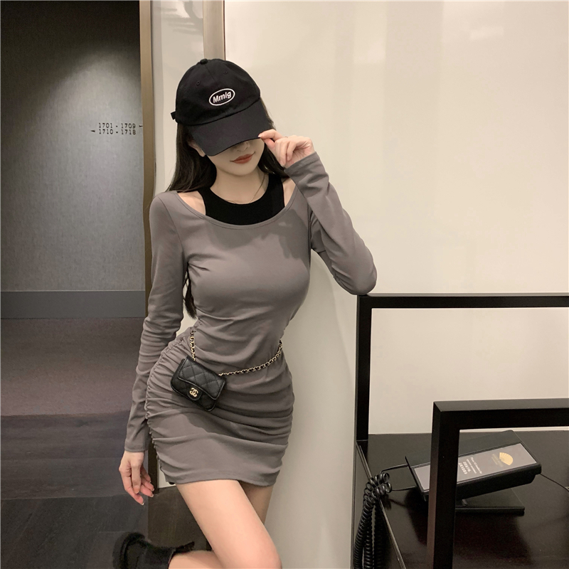 2024 new temperament hot girl hip-covering skirt long-sleeved dress unique design niche women's clothing