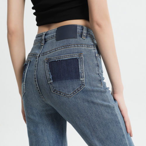 Real shot of spring and summer retro straight jeans for women, high waist, slim, cigarette pipe pants for ins high street