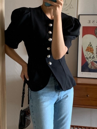 !  Temperament puff sleeve niche design slim fit pearl button versatile top short-sleeved jacket