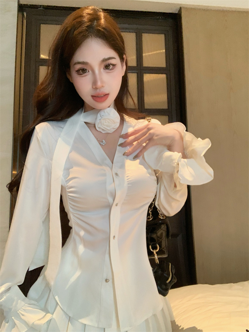 Real shot 2024 spring new women's high-end shirt satin slim-fitting ribbon camellia shirt long sleeves