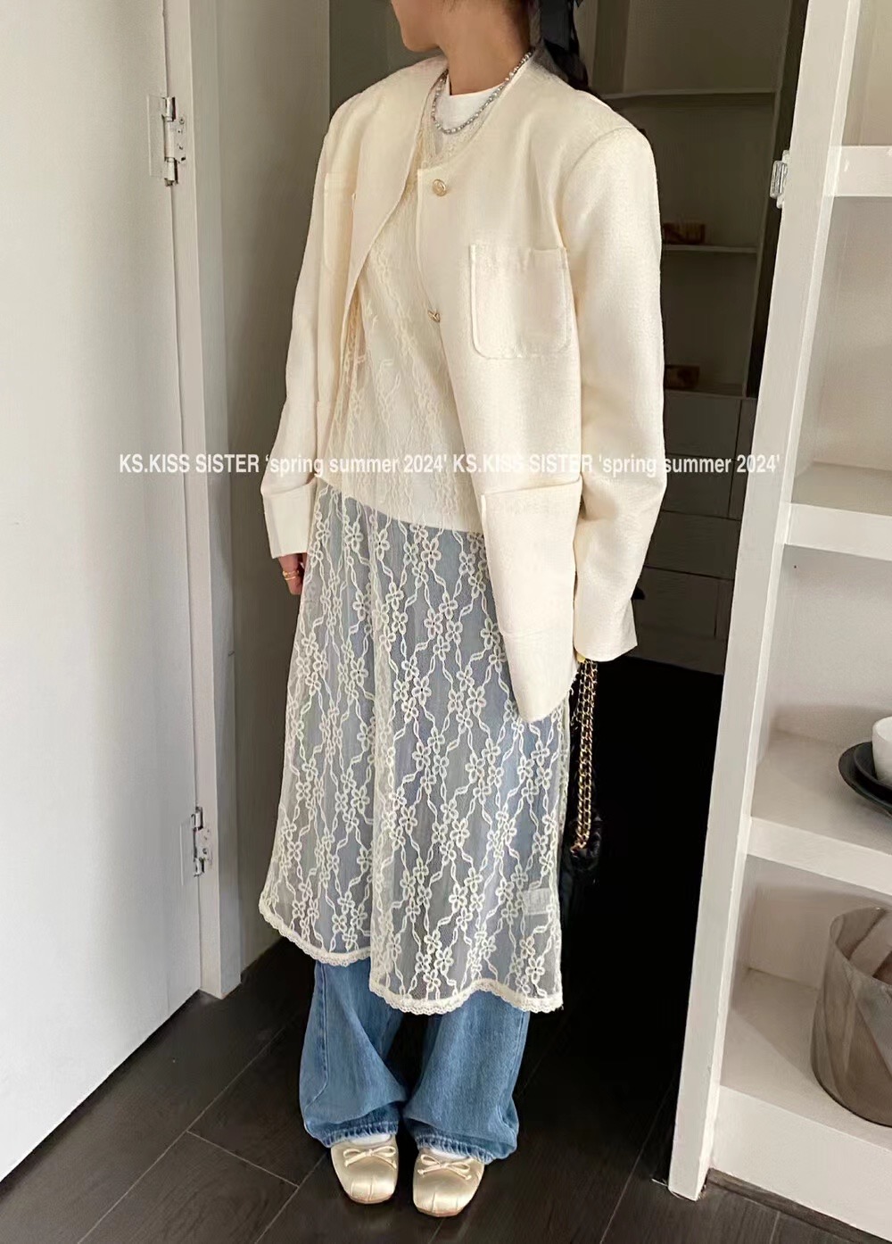 Korea Dongdaemun fashionable lace V-neck sleeveless lace vest dress for women 24 spring and summer with short-sleeved long skirt