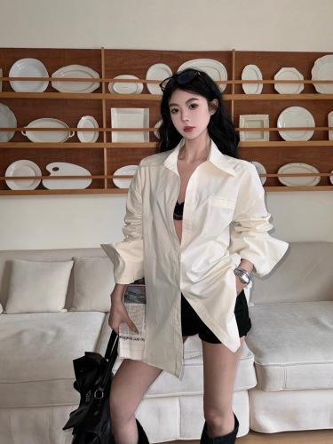 Real shot of new classic fashionable shirt, boyfriend style solid color long-sleeved design loose shirt with tie
