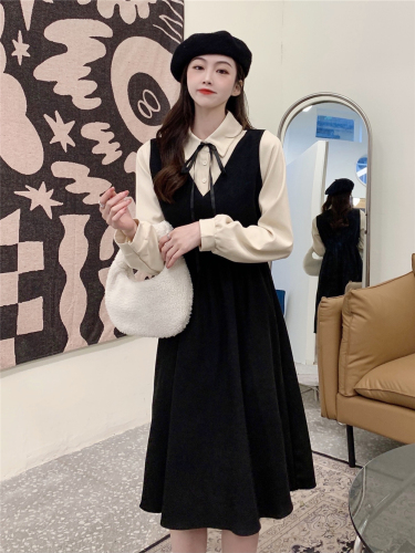 Actual shot of new spring style French retro temperament long skirt, fake two-piece patchwork waist slimming long-sleeved dress