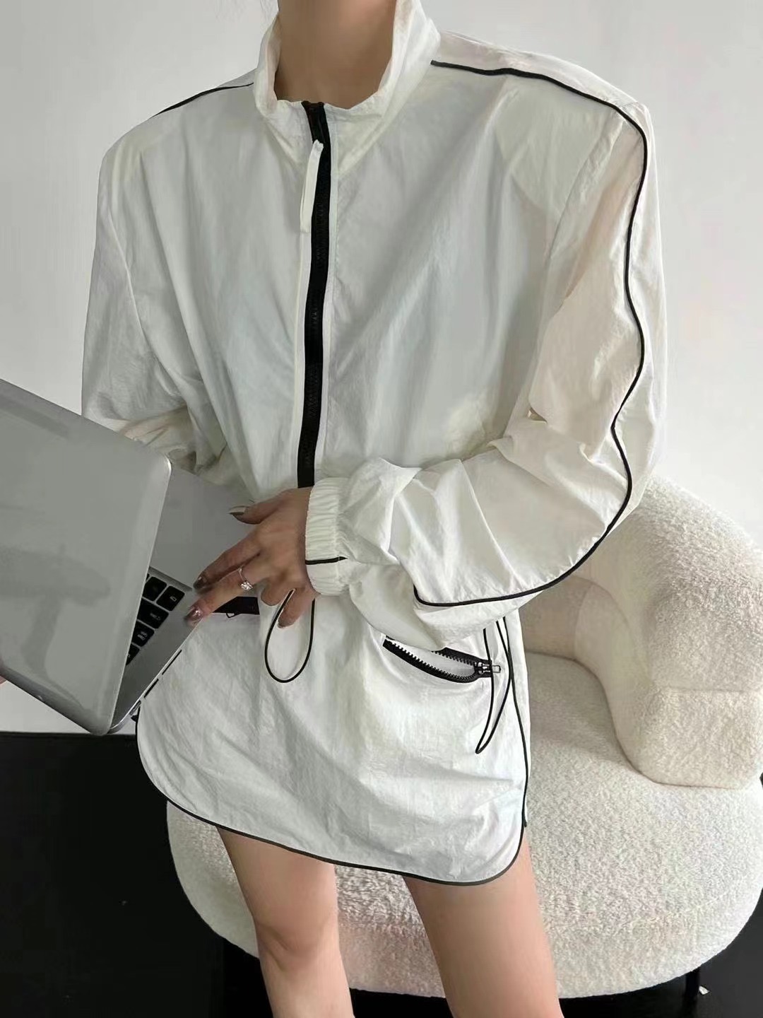 Sportswear suit for women 2024 new outdoor running sun protection jacket American casual high-end early spring wear