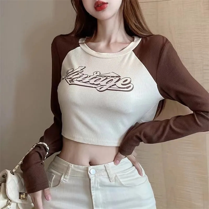 American retro letter printed T-shirt for women early autumn new slim fit contrasting hot girl short long-sleeved strappy top