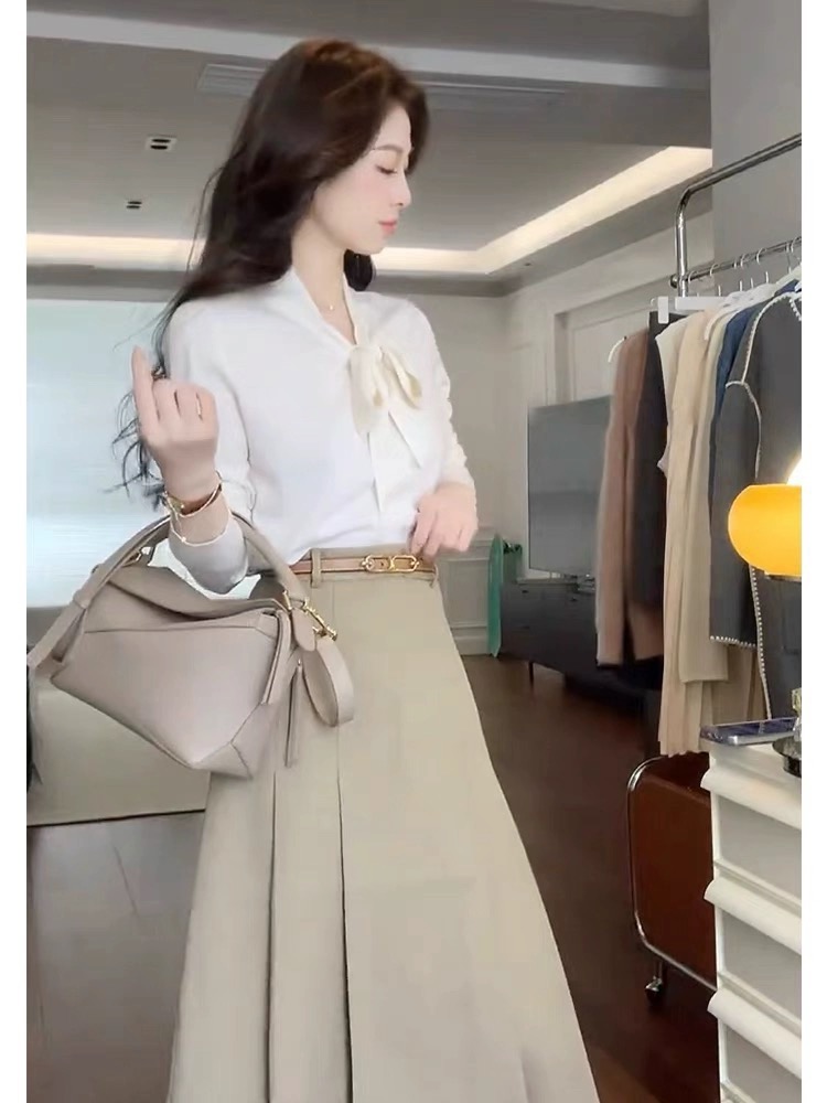 2024 early spring women's new tea-style outfits, a complete set of two-piece dresses for formal occasions in the hall
