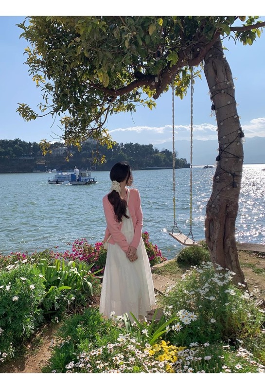 cozydays法式甜美花邊重工吊帶長裙女早春2024新款內搭無袖半身裙