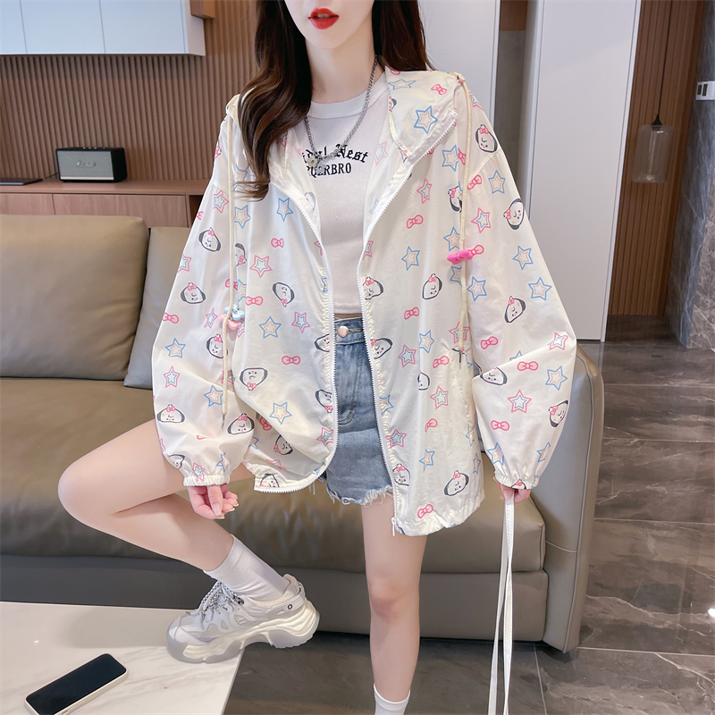 Real shot of summer clothes, Korean style loose ice silk nanosilk outdoor breathable hooded zipper cardigan sun protection jacket for women