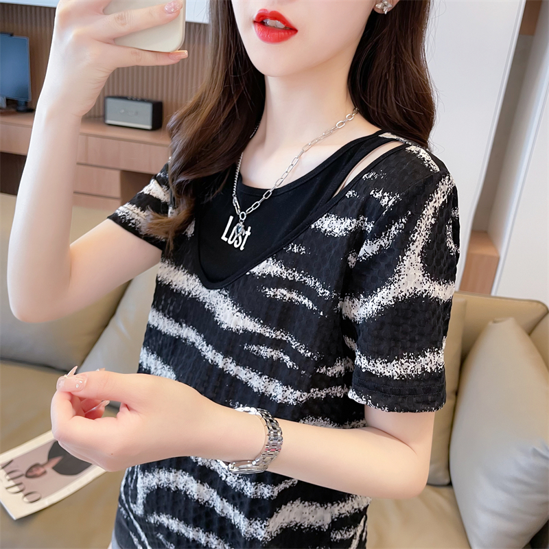 Real shot quality summer Korean version loose fake two-piece striped embroidery large size short-sleeved T-shirt for women