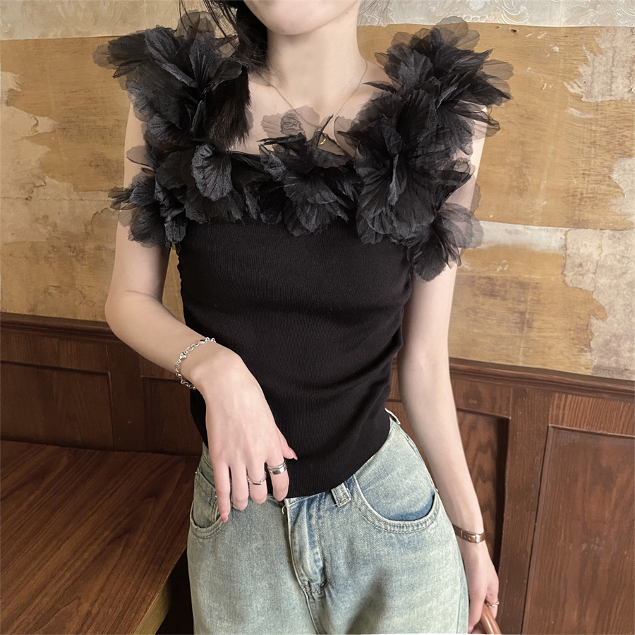 Real shot of camisole women's summer sleeveless sexy short one-shoulder clavicle three-dimensional flower top