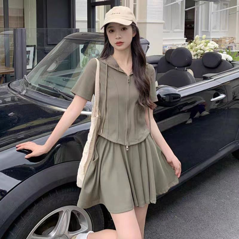 大碼胖妹妹休閒運動服套裝女夏裝胖mm顯瘦遮肉寬鬆闊腿短褲兩件套