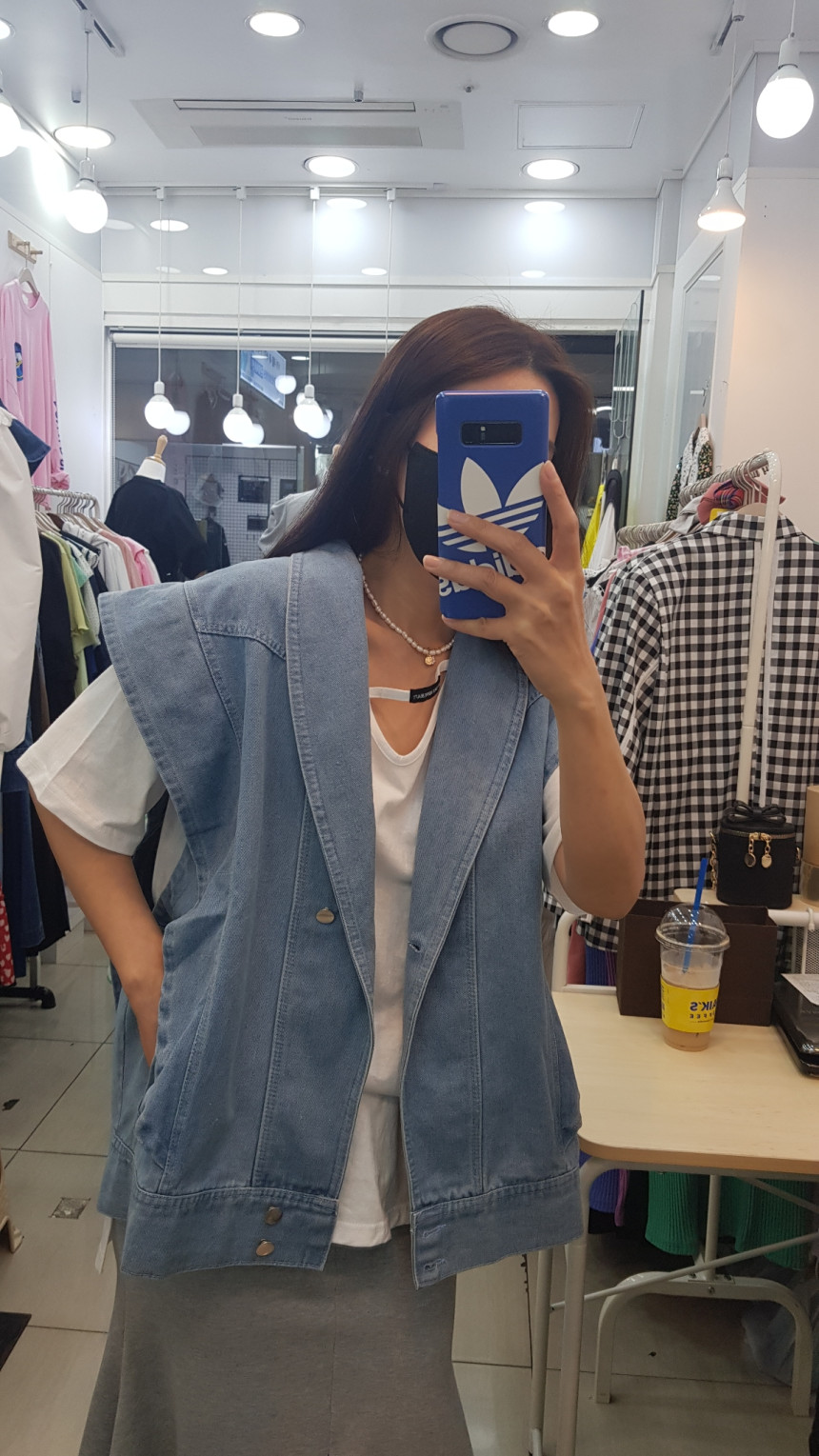 寬鬆型牛仔馬甲