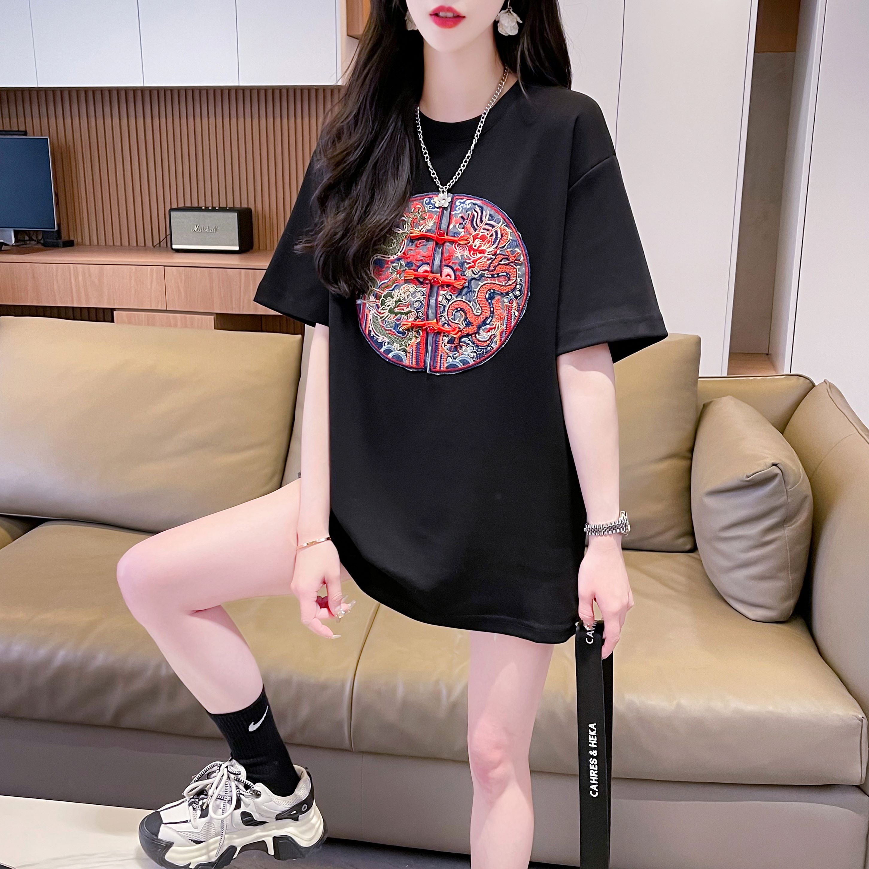 實拍 2024夏季新款韓版寬鬆圓領中國風刺繡中長款大碼短袖T恤女
