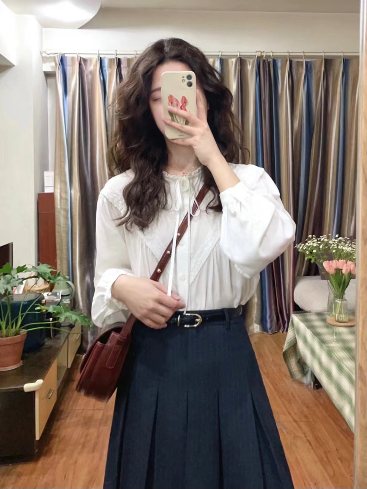 心動至上 法式花邊領長袖白色襯衫女慵懶百搭早春上衣