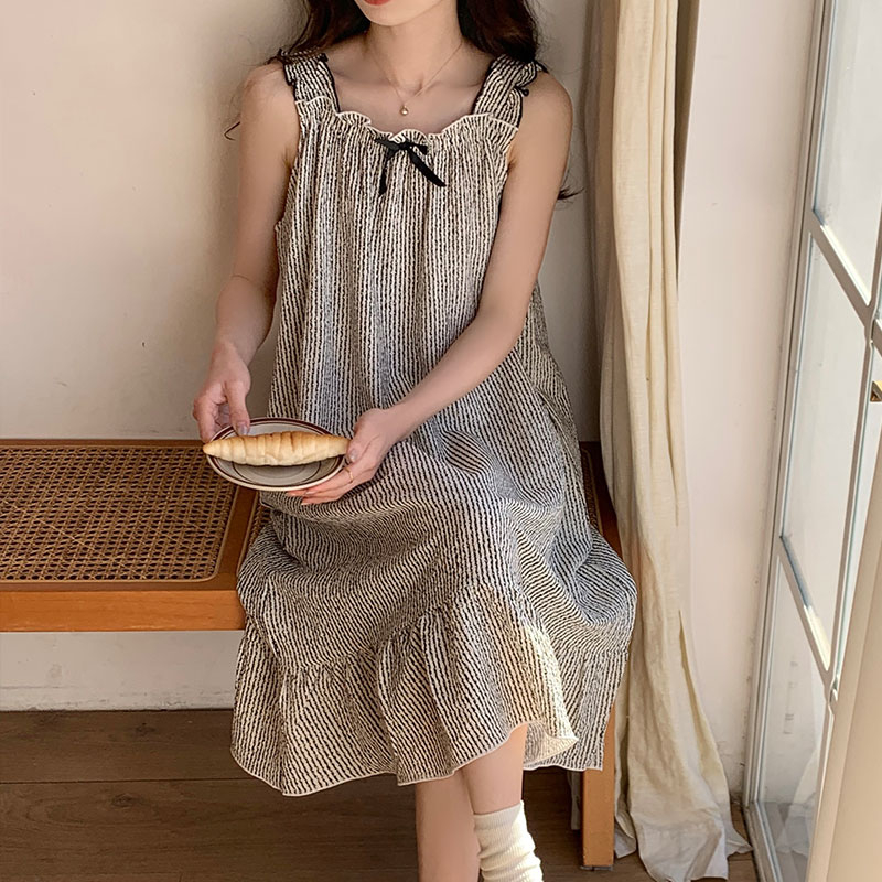帶胸墊睡衣女夏季2024新款吊帶睡裙皺布家居服甜美可愛網紅可外穿