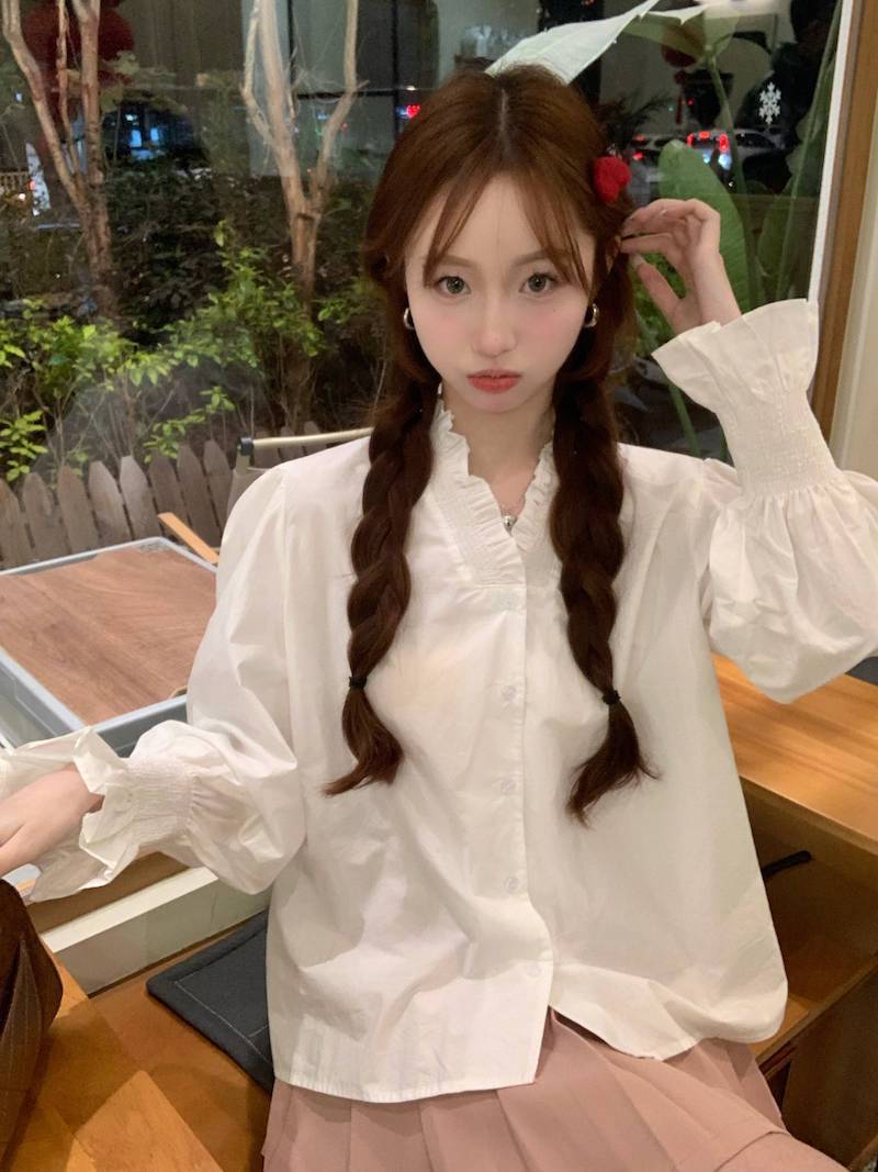 實拍~法式褶皺木耳邊V領襯衫女設計感小眾寬鬆顯瘦上衣