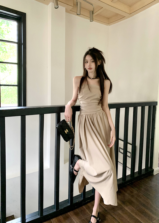 Actual shot of retro style pleated waist slimming tube top dress