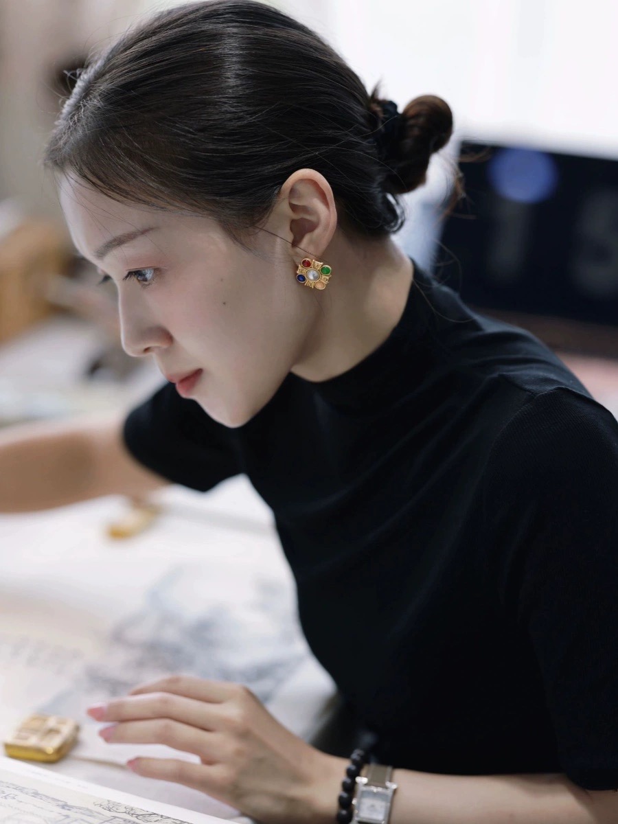 黑色半高領中袖針織衫女春秋薄款修身顯瘦內搭打底衫五分袖上衣