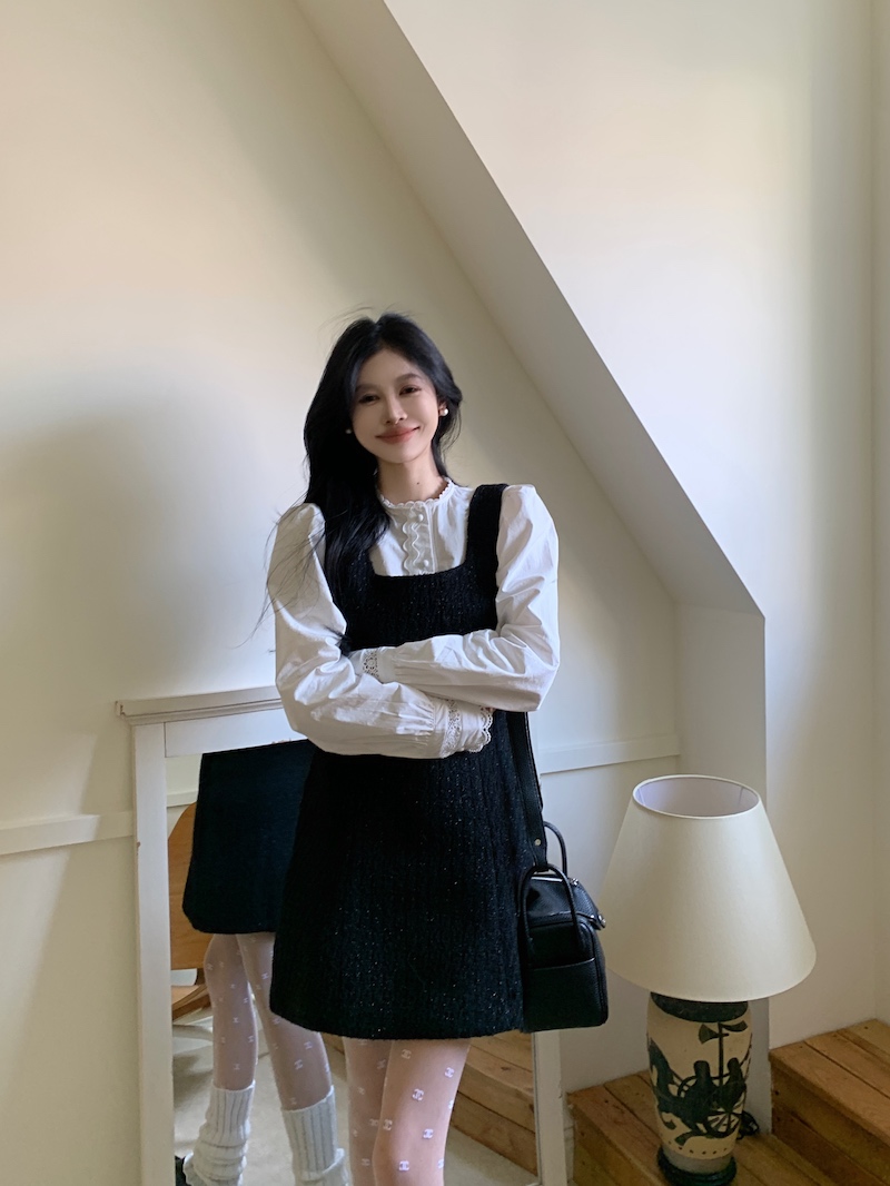 Actual shot Korean style slimming mid-length high-end lady vest dress + sweet long-sleeved shirt