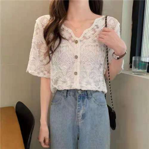 Summer new Korean style V-neck design heavy-duty crochet hollow lace short-sleeved cardigan top for women